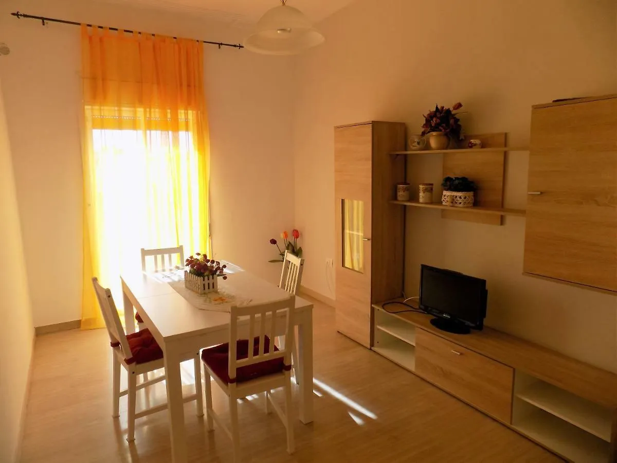 Garofano E Cannella Holiday Home Noto Daire