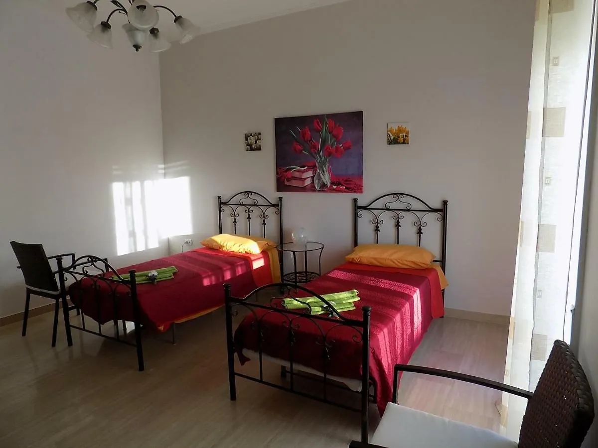 Garofano E Cannella Holiday Home Νότο 0*,  Ιταλία